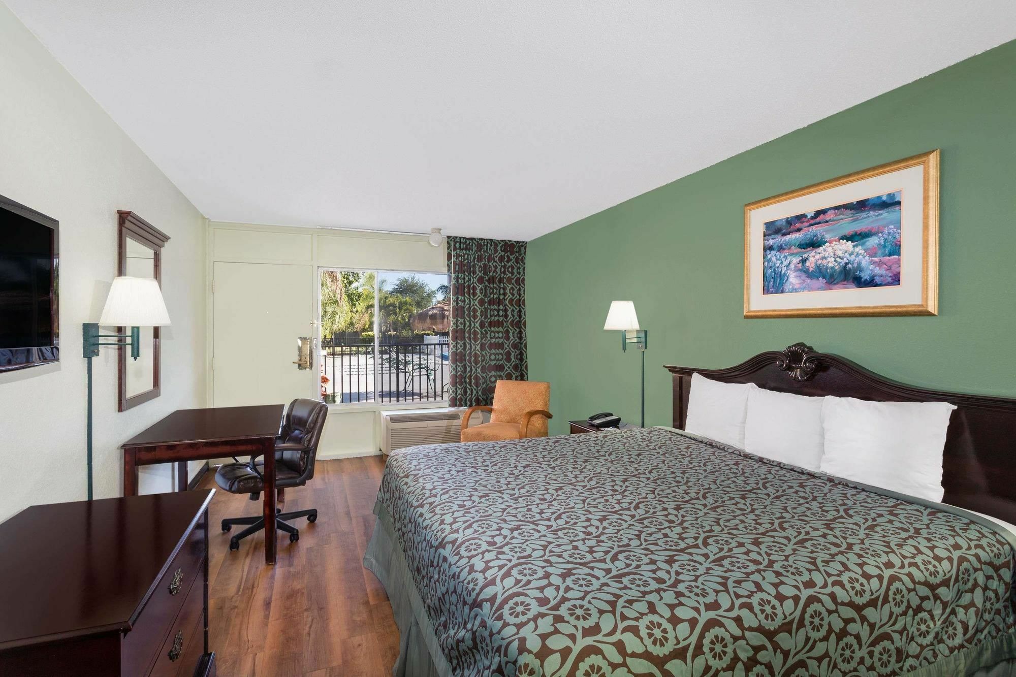 Travelodge By Wyndham Fort Myers North North Fort Myers Kültér fotó